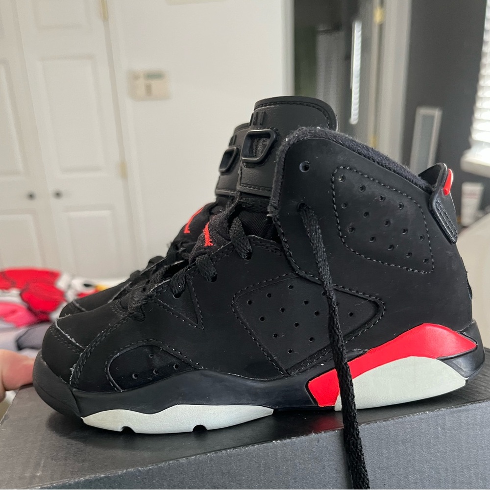 ❌❌SOLD❌❌ Jordan 6 kids sz 12c